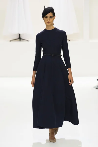 Look 19